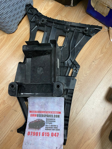 51127332317    Bmw X1 2018 F48  passenger side rear bumper bracket  New   7332317