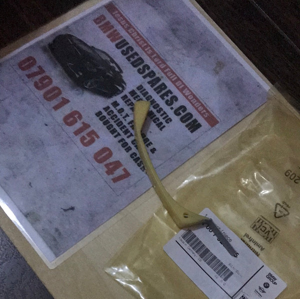 7323205 BMW 4-Series f33 shaped roof trim