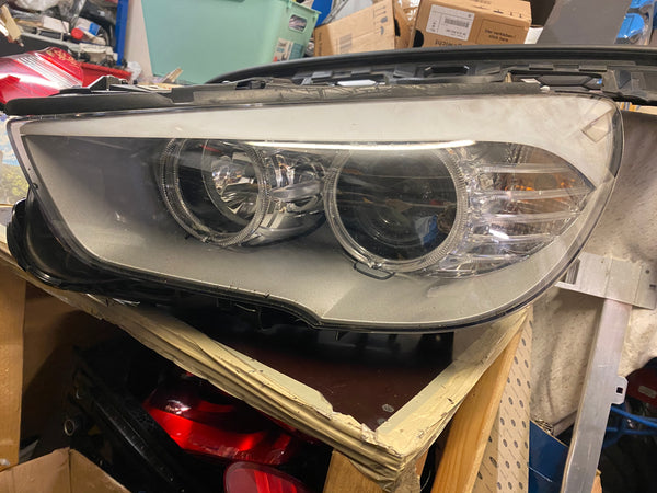 63117199603  BMW 5 Series GT 2018  F07 520d 530d 535d 535i 550i  passenger side Headlight  63117199603