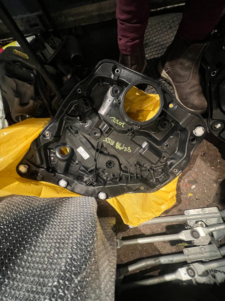 51358498855  Original  BMW 3 Series 2023  G20   Passenger side  rear window regulator   8498855