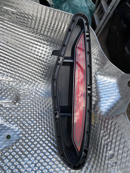 Bmw Z4 2020 G29  20i passenger side rear bumper reflector  and M Trim,