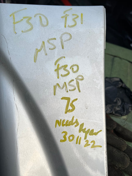 51778054242     Bmw 3 series 2016  f30 driver side m-sport side Skirt      8054242