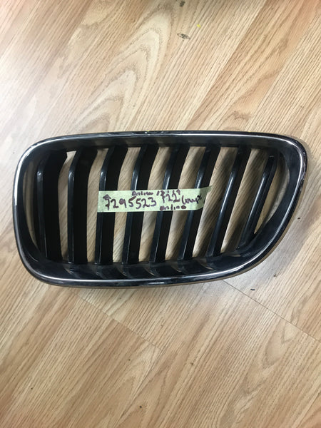 Bmw 2 Series 2017 coupe f22 Passenger side grille 7295523