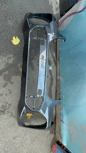 51118069207   Bmw X5  2022 G05 M Sport Front Bumper  Pdc holes   Genuine   8069207