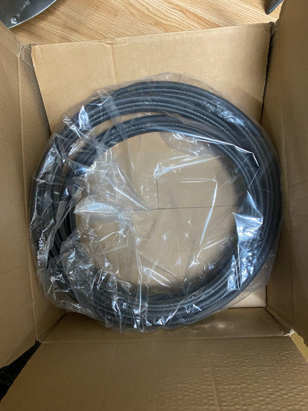 51767474448  BMW 2 Series 2016  F46 Gran Tourer lci Trunk Lid Sealing .  bmw 2 Series 2016 Gran active tourer f46 tailgate Moulding   new     7474448