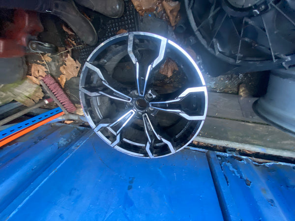 8095559  BMW X4M Front  single  Alloy Wheel  9.5Jx21 ET31  Bmw x3M front single  alloy wheel 8060041