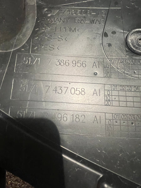 51717386956       MINI countryman F60  driver side front splash guard   Mini countryman 2018 FRONT WHEELARCH HOUSING COVER RIGHT O/S      7386956   51717437058   7437058  51717496182  7496182