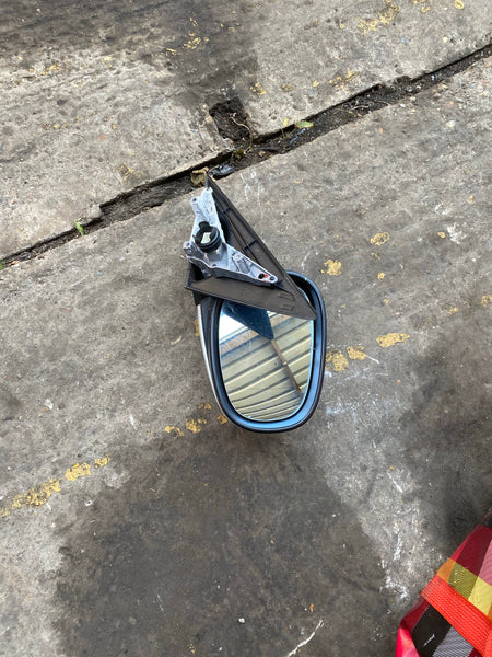 Bmw 3 series 2010  E90 Lci driver side wing mirror