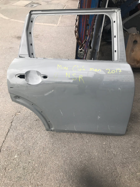 Mini clubman 2017 Passenger Side Rear Door in grey needs respray