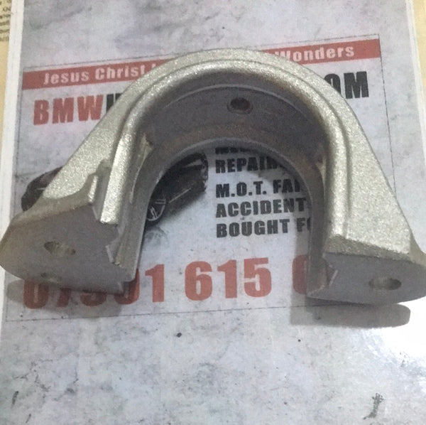 313522830337 BMW front sway bar bushing bracket @ £40.00 each