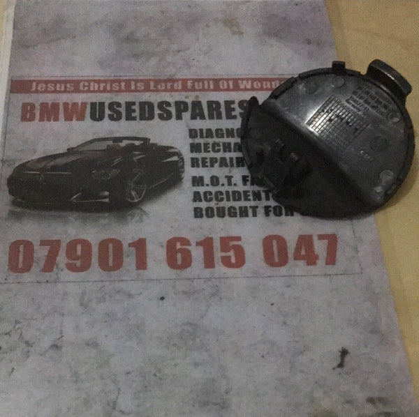 8055975 BMW 3-Series m3 rear bumper towing eye cap