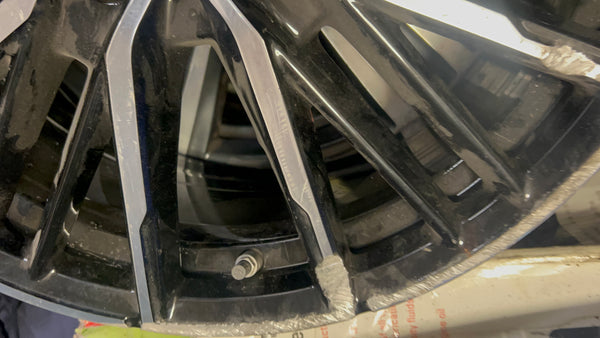 8092356     Bmw 2 series 2022  coupe  19" inch  Alloy wheel  SINGLE wheel (no 1)