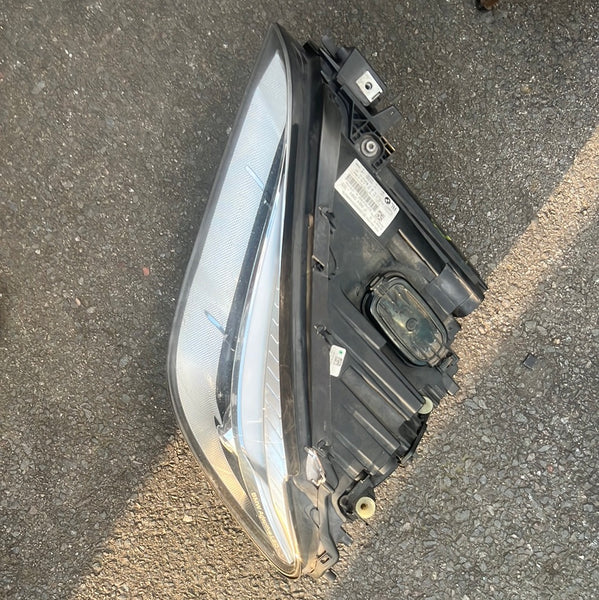 7351091    BMW 7 Series 2012  F01 f02  F04  passenger side Headlight Adaptive Led