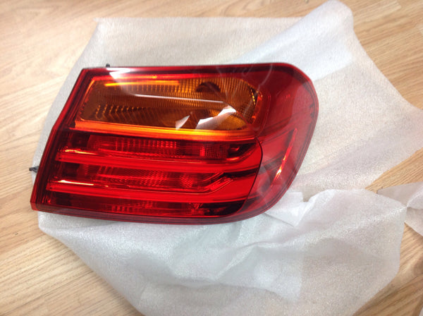 63217296098 BMW M4 2017 Driver side rear back light