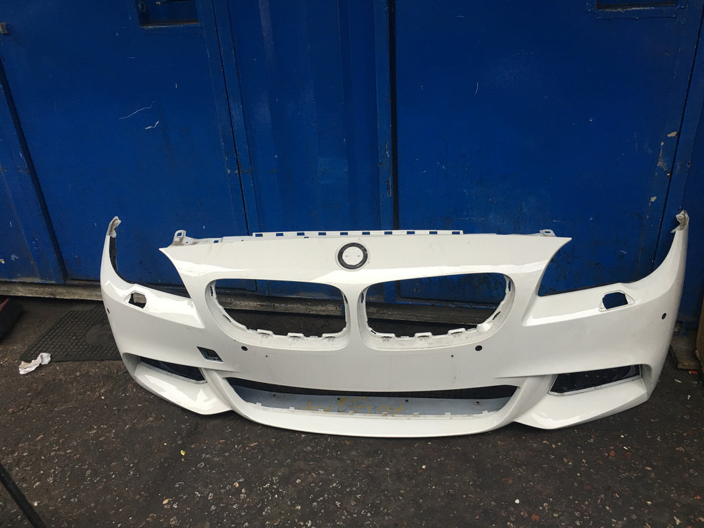 BMW 5 SERIES LCI 2015 F10 M SPORT FRONT BUMPER IN WHITE