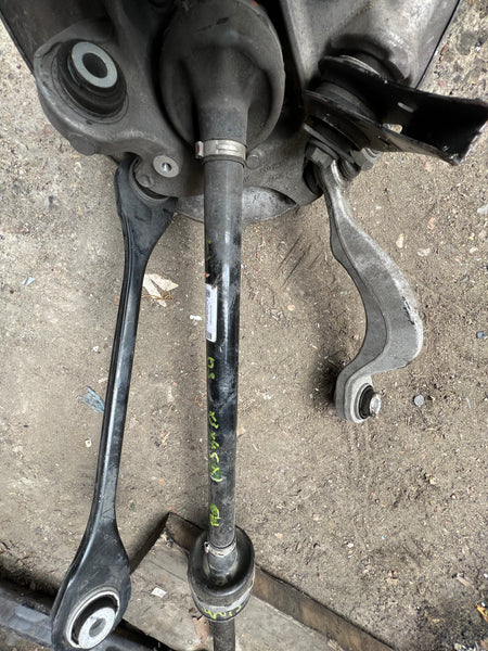 33208689560   BMW X3 2022  G01  M40ix drive shaft drive shaft right rear  8689560