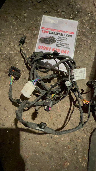 5A36452          BMW  M3 2022 G26 from bumper parking sensor wire with camera plug   61125A36452  Bmw m3 2022  front bumper parking sensor cable