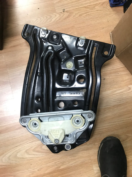 7303787-06 Rear Left Window Lifter BMW 6er Cabriolet (F12) 640d 230 Kw 313