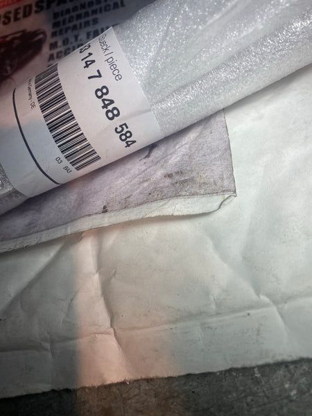 63147848584      BMW M 3 F80 2017 driver Side rear bumper Reflector    Bmw M4 F82 Rear Bumper Right Side Reflector 7848584 new