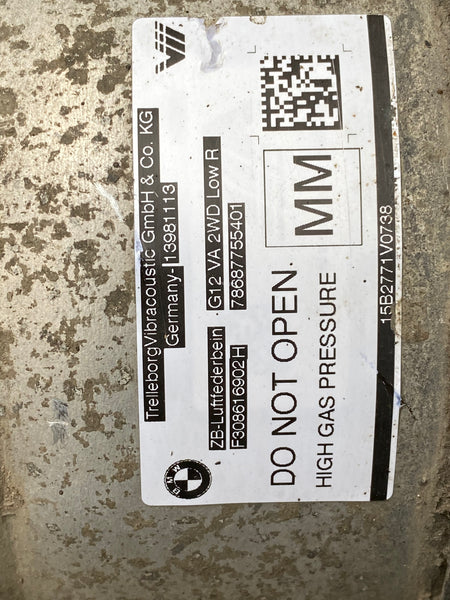 77687755301 BMW 7 Series 2018 G11 driver  side front Shock Absorber  Bmw G12 front shock   7755301