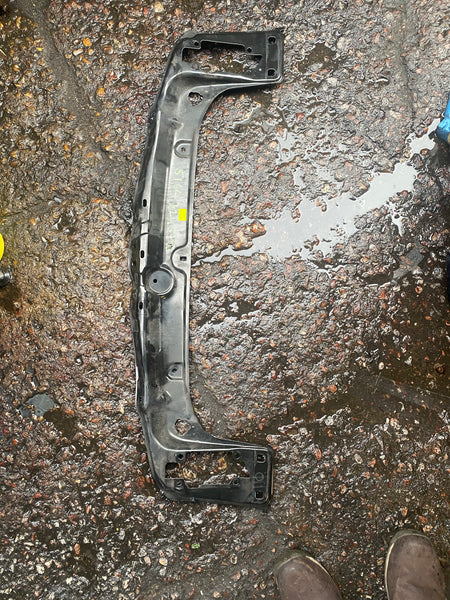 51647245786  Bmw 3 series 2017 F30 front slamp panel cross link