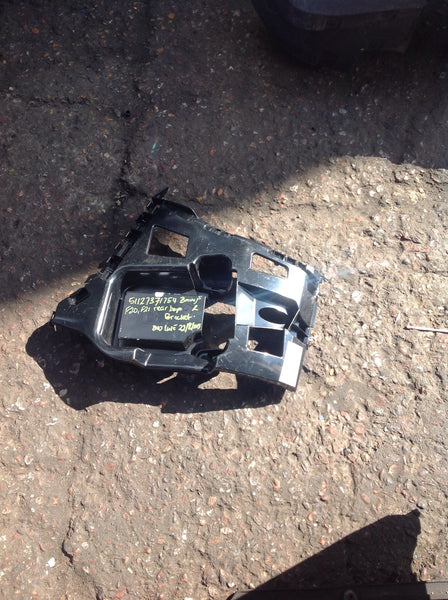 51127371754 BMW 1-Series f20,f21 rear bumper right bracket