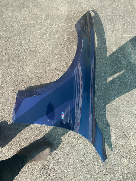 Bmw 3 series 2017 f30 passenger side wing