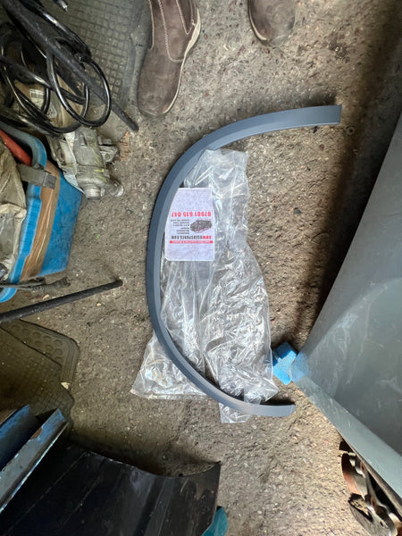 51778072570       BMW X4  2022 G02 Driver side  Rear  wheel Arch  Moulding  extension  new  8072570