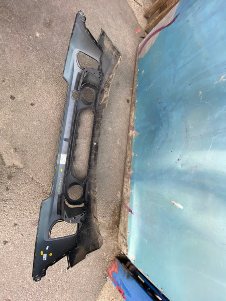 mini part
mini parts
minicountrymanparts 
51119477039       MINI COUNTRYMAN S  2022  F60 GENUINE FRONT BUMPER   needs a respray