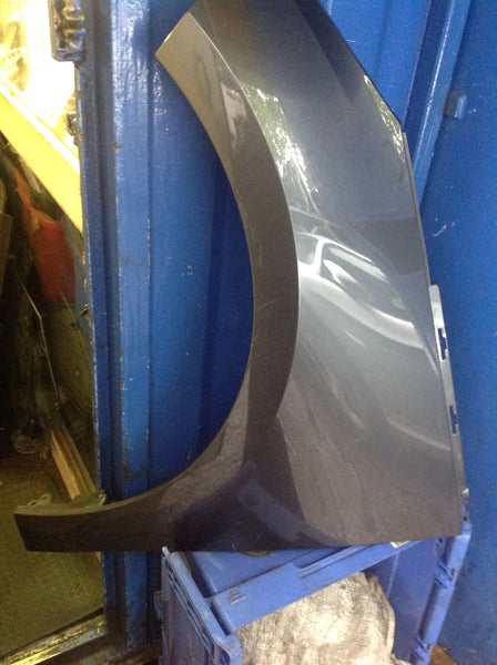 7299193 Bmw i 3 seriesfront left 2818-19 fender