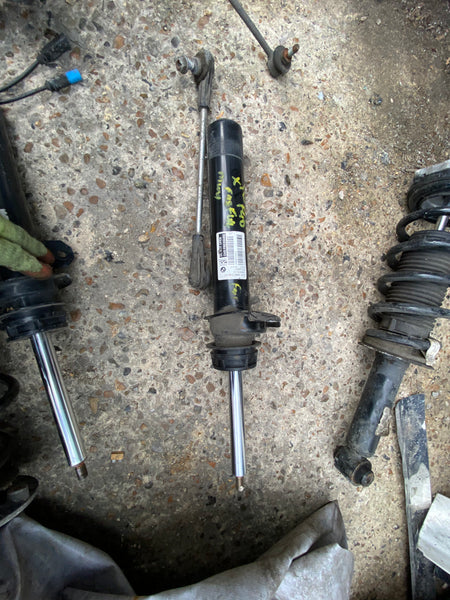 31316867246       MIni Countryman 2018 F60  drivers side Front shock Absorber  6867246  GENUINE