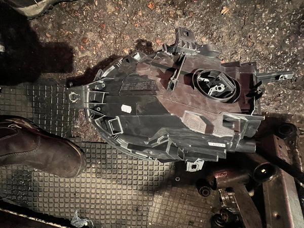 6311 5A01963     MINI  cooper 2022  F56 LCI  PASSENGER SIDE FULL LED HEADLIGHT      5A01963