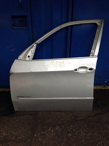 BMW X5 2008 passenger side door shell