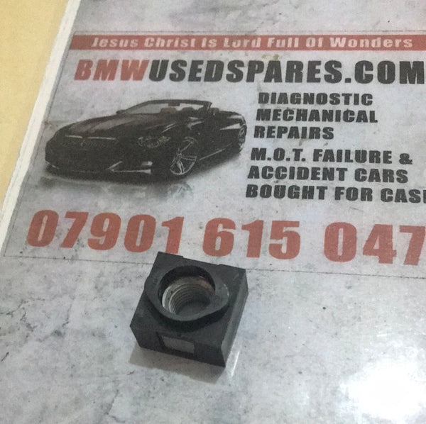 31106874585 BMW 3-Series m12x15 nut
