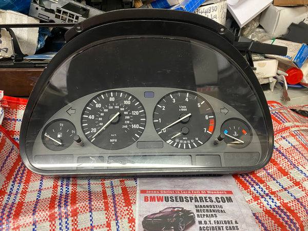 62118375093    Bmw 7  series 1997 E38 Speedometer (Instrument Cluster) 00863011136