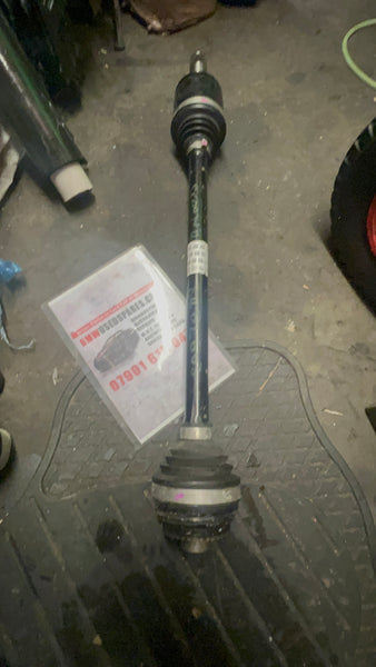 8482603        BMW 3 SERIES 2022 G20 2.0L Diesel passenger side REAR  DRIVESHAFT    8482603