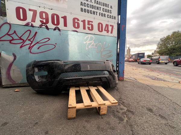 Bj3m-17f003     LAND ROVER 2015  AUTOBIOGRAPHY DYNAMIC FRONT BUMPER   BJ3M-17F003  GENUINE