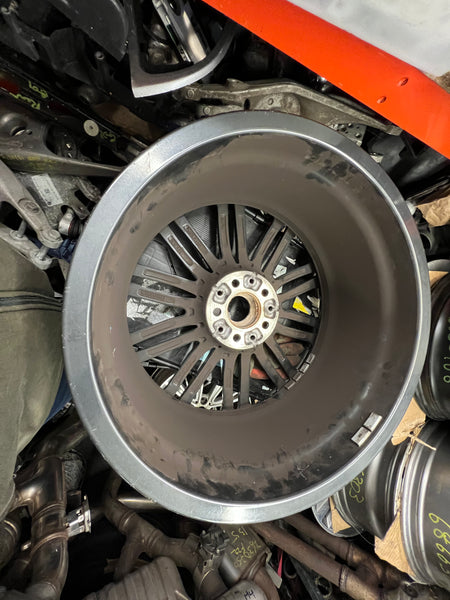 7855086      BMW 5 SERIES 2022  G30 G31  1 single  rear alloy wheel  664M  9Jx19