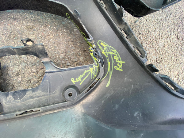 51118089743        BMW X3  2020 G01 M Sport Front Bumper    8089743  Genuine  needs repair   please observe all pictures 
