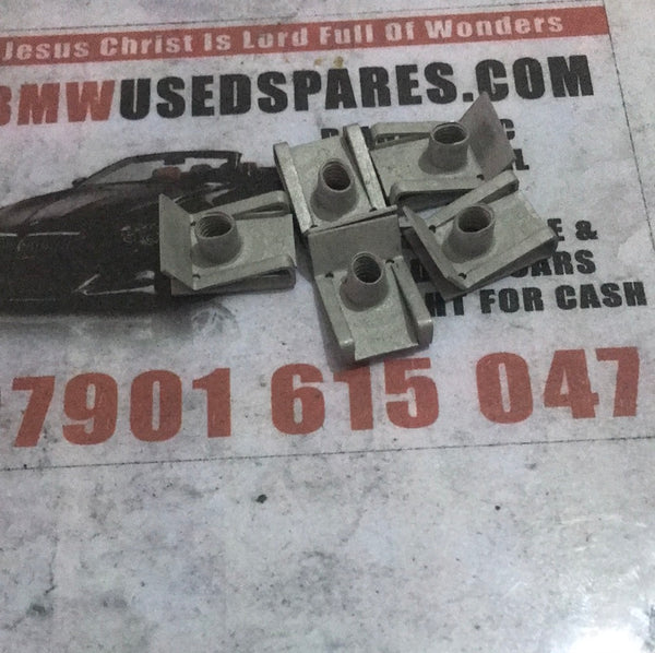 07147286036 BMW mini c/clips nut motor rad @£1.00 each