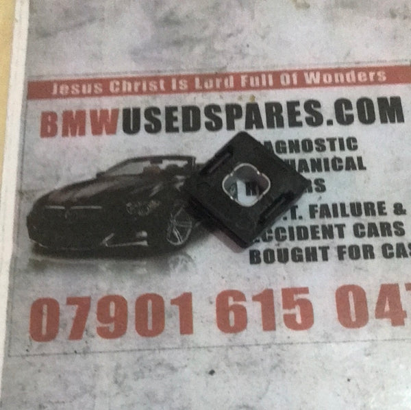 7212457 BMW 4-Series slide element for fender