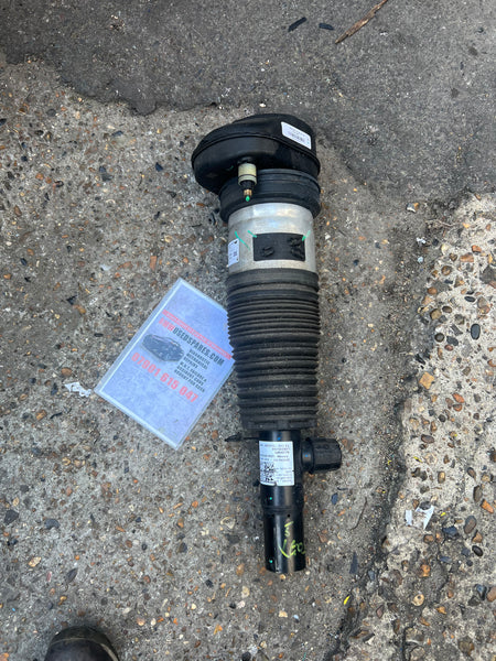 462400019925    Bmw X5 2021 G01 passenger side front  Air Strut Assembly