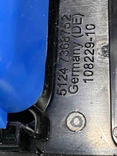 51247368752       BMW 2 3 4 5 SERIES X1 3 4 5 6 TAILGATE BOOT TRUNK HANDLE SWITCH  7368752  Bmw boot handle   bmw boot switch