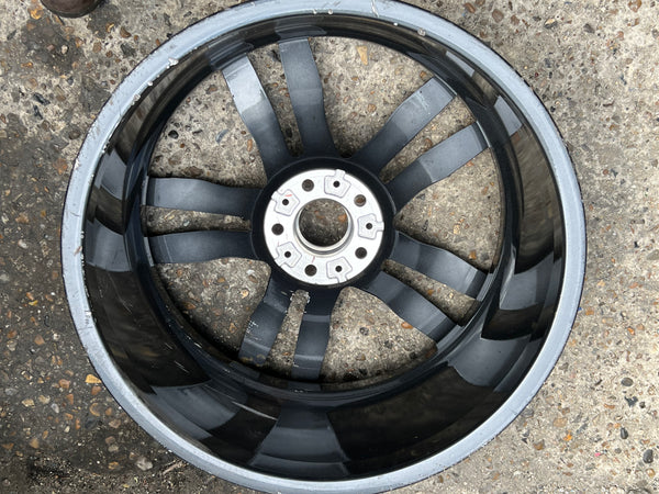 36112284652      BMW X5M 2022 G05 X6M 21" inch Front Alloywheel    2284652