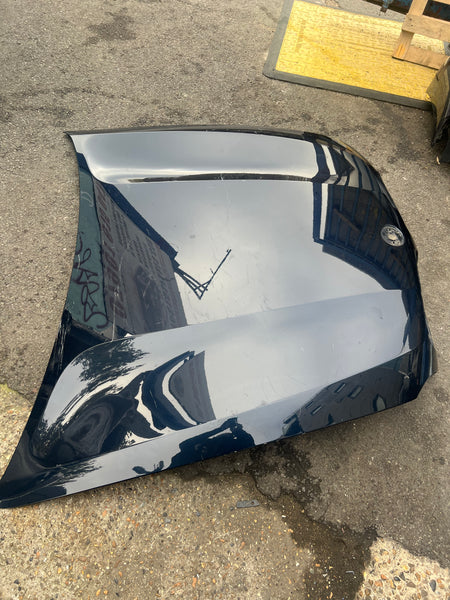 BMW X5 2014 E70 Bonnet    Bmw X6 E71 2014 Bonnet Hood  6917364  needs respray /repair