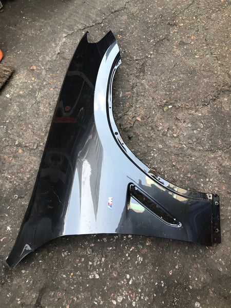 BMW X6 2017  F16 Driver side wing original bmw parts