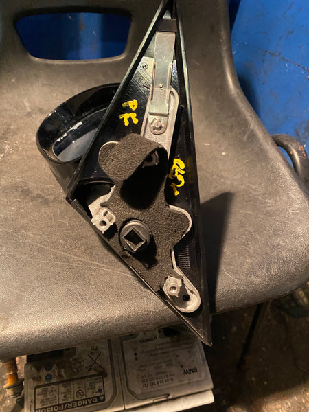 Bmw 1 Series E81 E82 88 passenger NS Side Wing Mirror 7164601