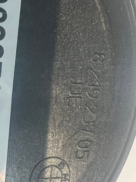 51148219237    BMW 2 3 4 SERIES (F45+F46+F31+F32+F33) REAR BOOT EMBLEM GENUINE     8219237