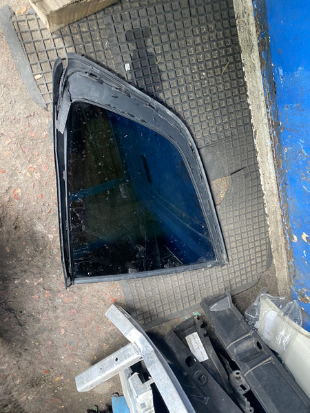 51377388828  BMW X3  2022  G01 20d Rear Right Quarter Window Glass  AS2 43R-011565  7388828   BMW X3 quater glass      BMW X3 glass