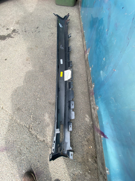 51778069278  BMW X5 2021 G05 M-SPORT Driver side skirt GENUINE  8069278